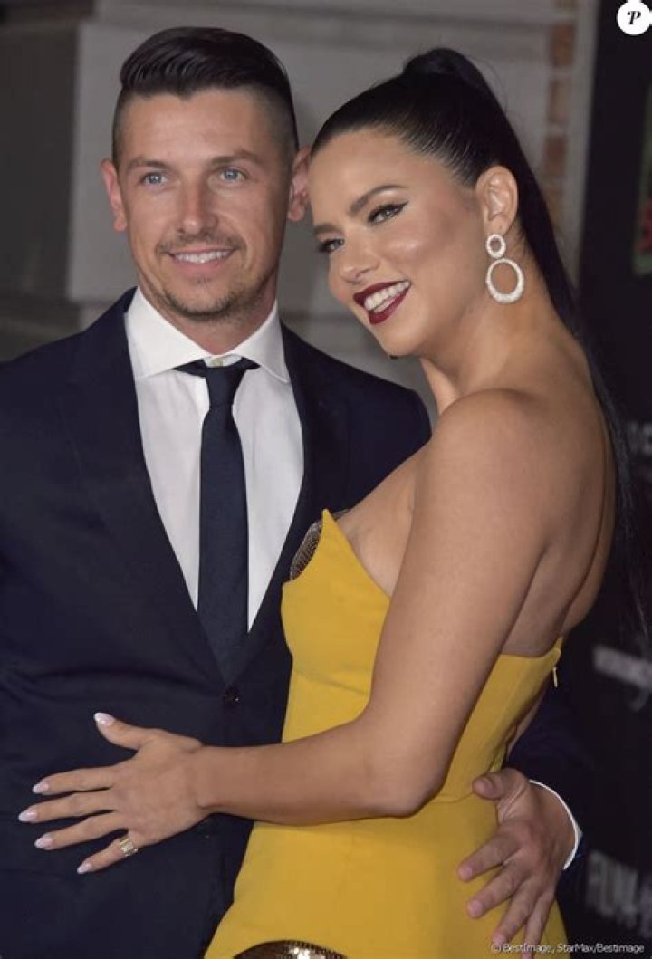 Andre Lemmers (Andre L III) et sa compagne Adriana Lima &agrave; la premi&egrave;re