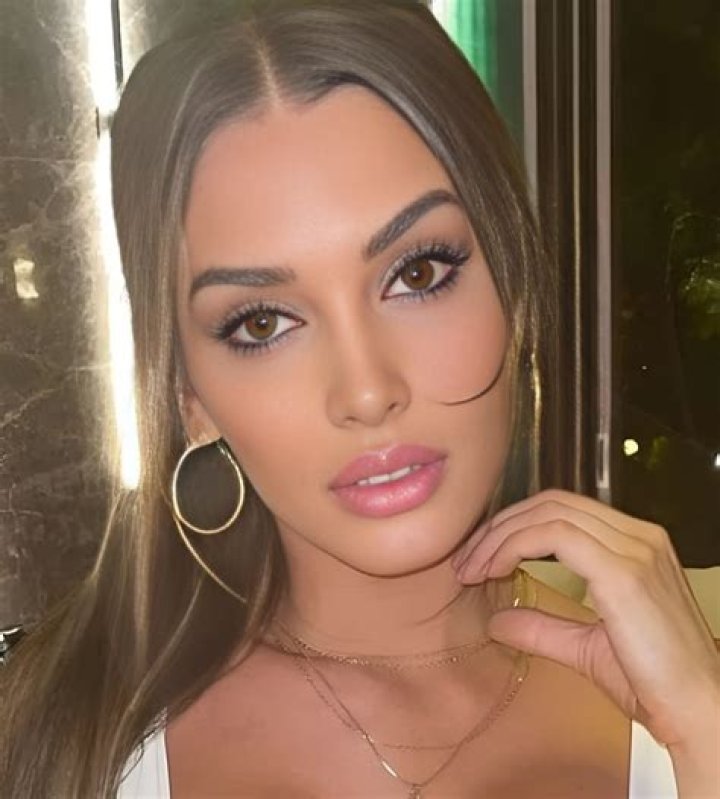 Lyna Perez Wiki, Profile, Biography, Photos