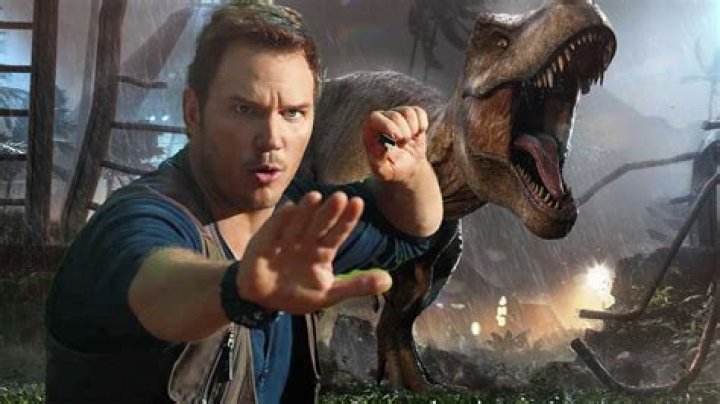 Owen Grady and dinosaur